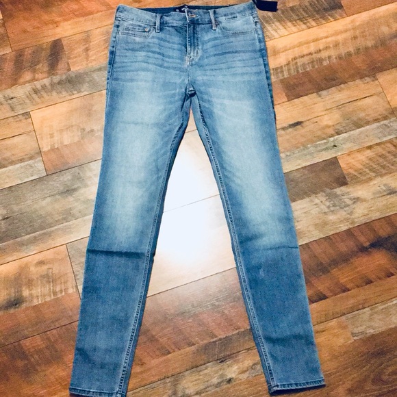 Hollister Denim - Hollister super Skinny Mid-Rise Jeans